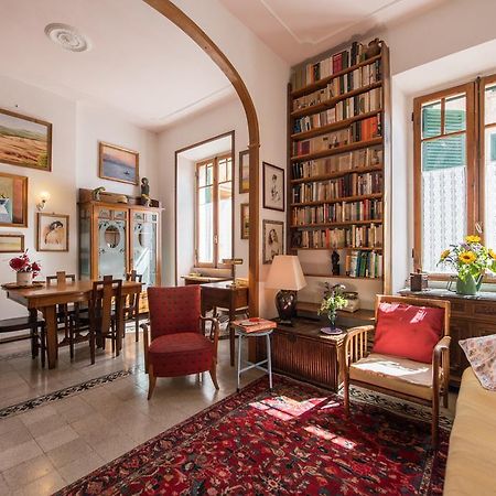 Colosseo Holiday House โรม ภายนอก รูปภาพ