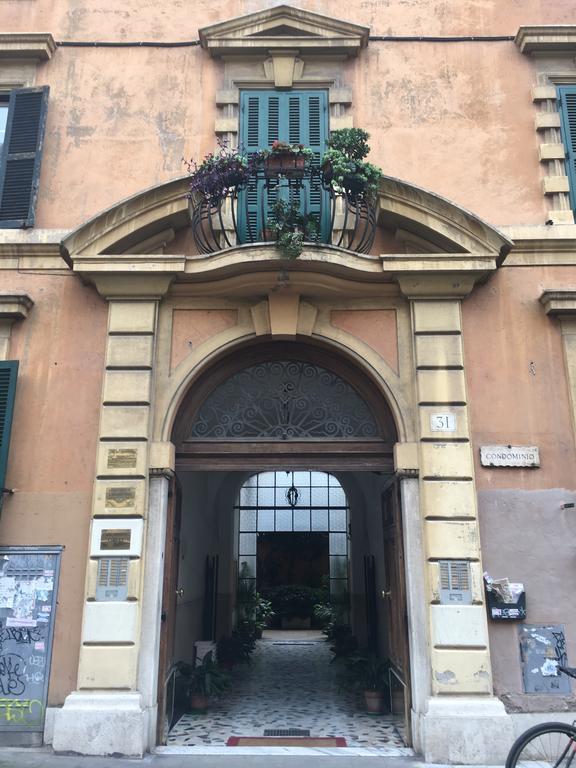 Colosseo Holiday House โรม ภายนอก รูปภาพ