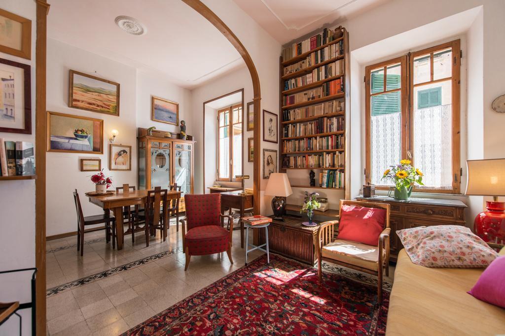 Colosseo Holiday House โรม ภายนอก รูปภาพ